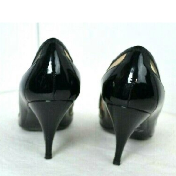 Burberry heels - Picture 4 of 7